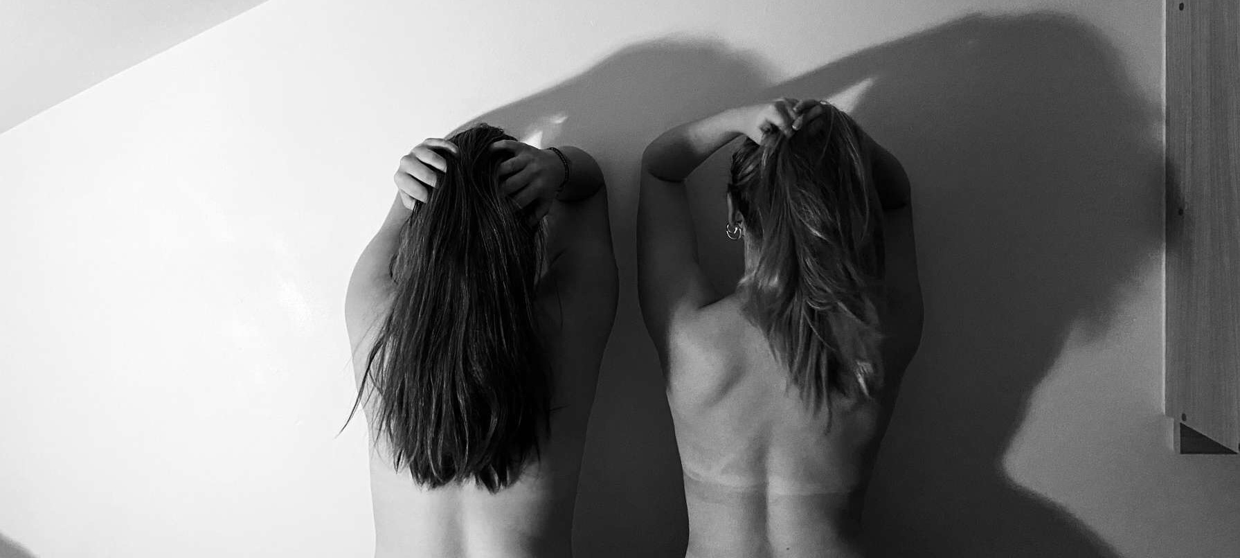 SCARLETT AND LEXI header