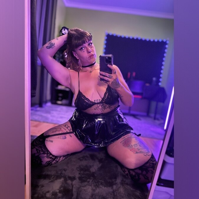 Kinky Witch header