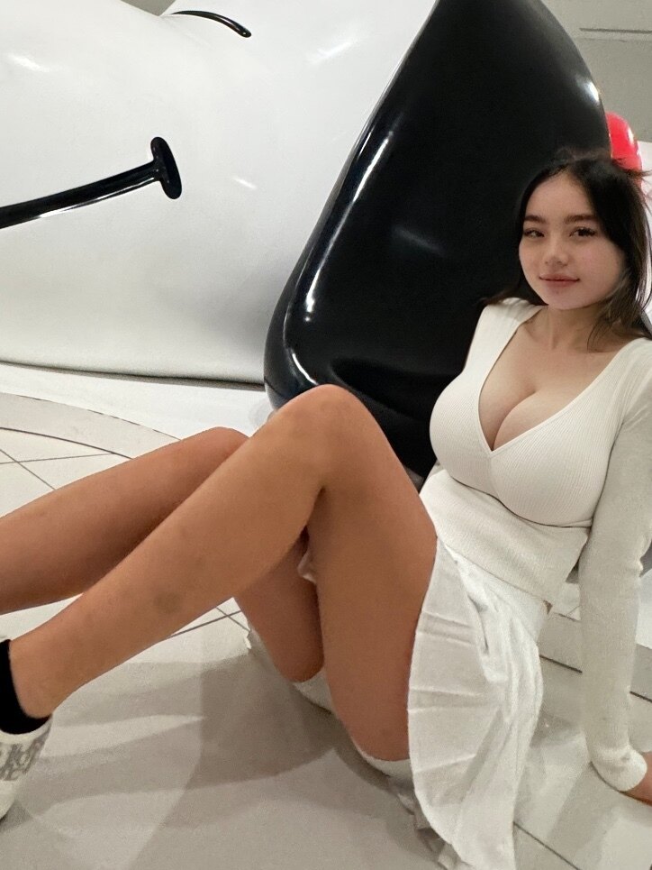 Yumi Eto header