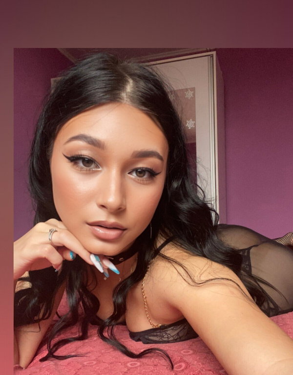 Lena 😺🎀 - OnlyFans creator with 0 reviews (0.0/5 stars)