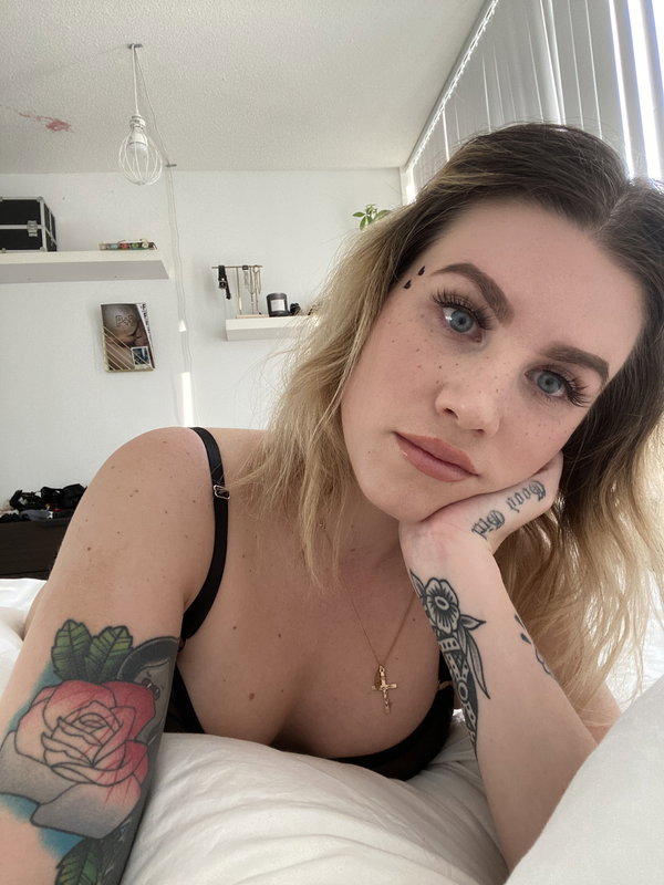 Sophia - OnlyFans creator with 0 reviews (0.0/5 stars)