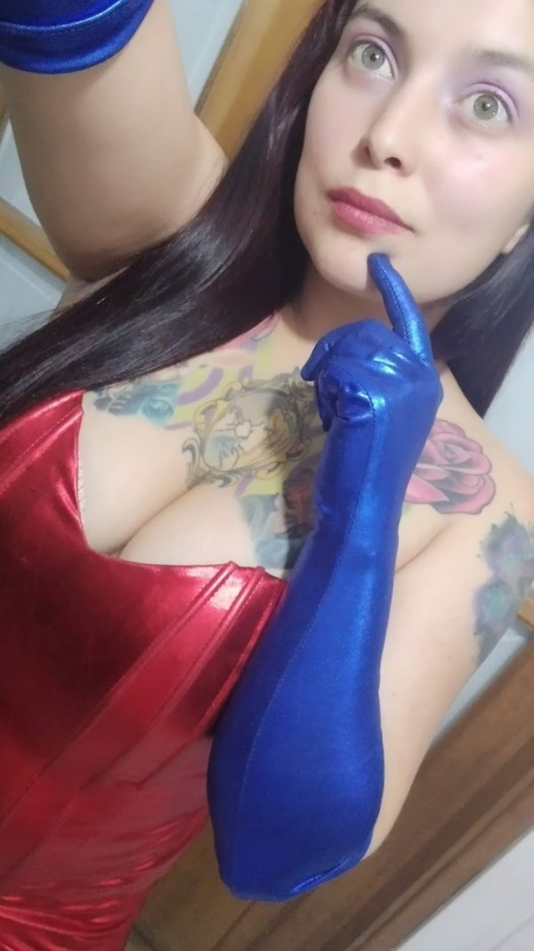 La Cereza Ardiente 🍒❤️‍🔥 - OnlyFans creator with 0 reviews (0.0/5 stars)