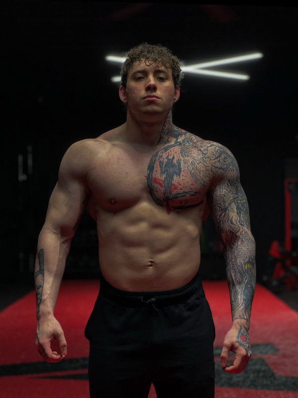 Ike - créateur OnlyFans avec 0 avis (0.0/5 étoiles)