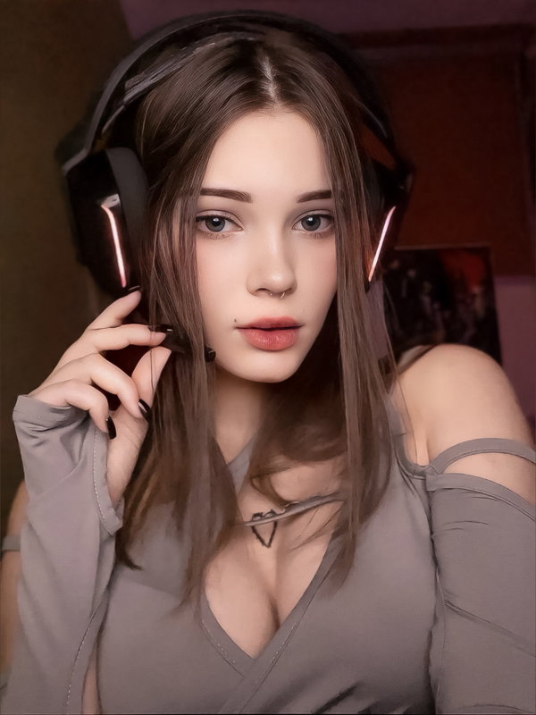 Virgin Rin - OnlyFans creator with 0 reviews (0.0/5 stars)