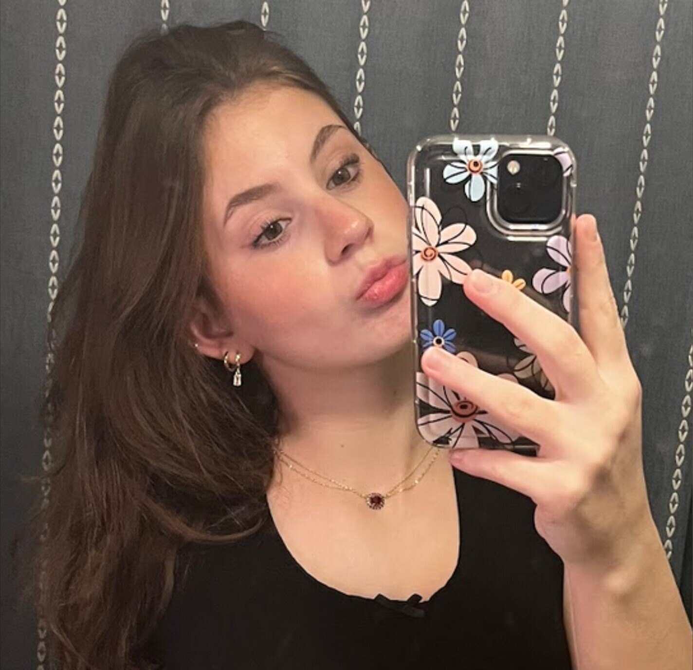 𝒽𝒶𝓁𝑒𝓎 - Onlyfans Creator