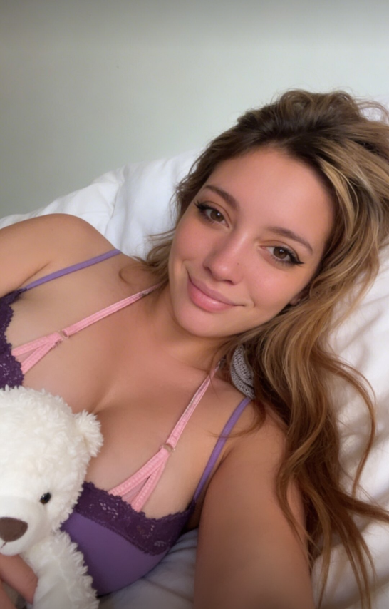 Maddie 🍓🧸 - Onlyfans Creator