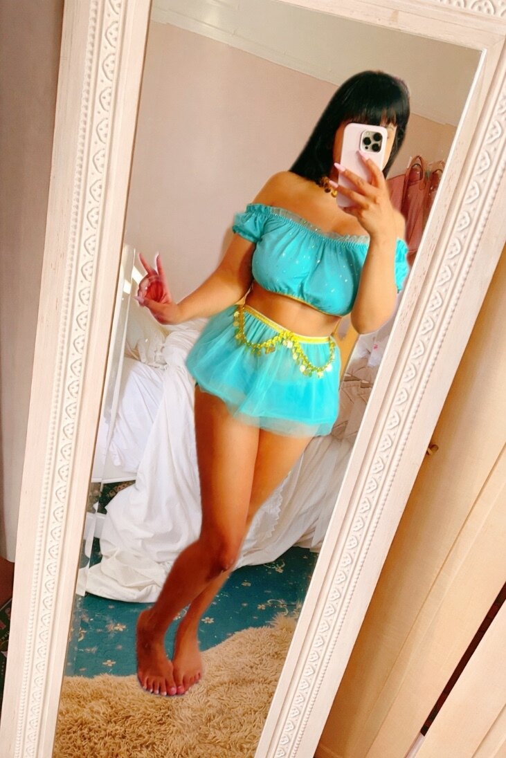 Momo - Onlyfans Creator