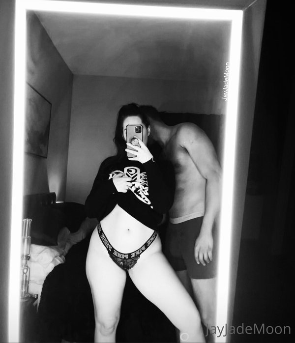 JayJadeMoon - OnlyFans creator with 0 reviews (0.0/5 stars)