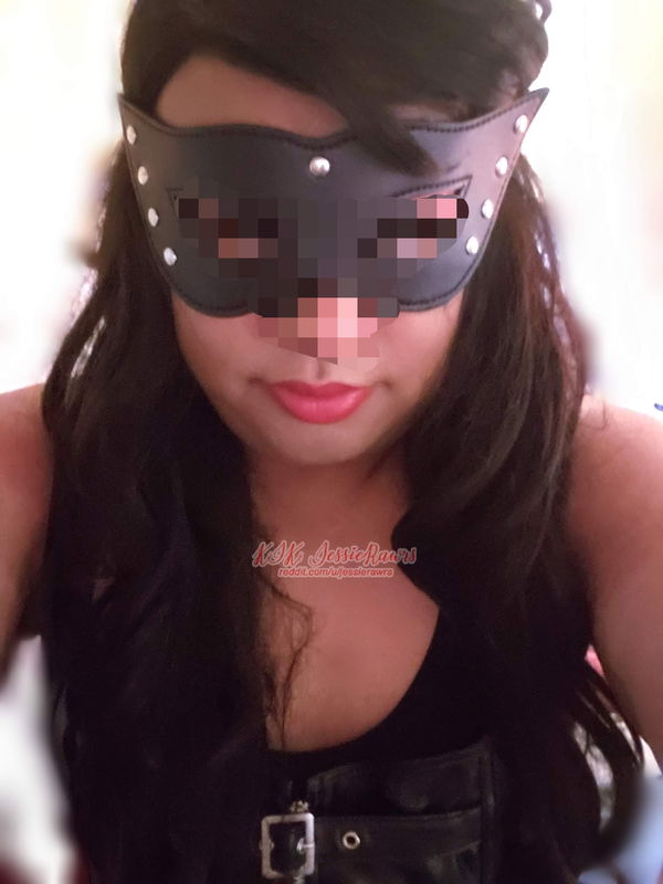 Mistress Jessierawrs