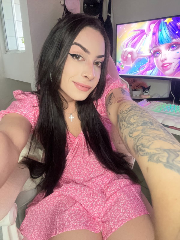 Bia Luna 🏳️‍⚧️ - OnlyFans creator with 0 reviews (0.0/5 stars)