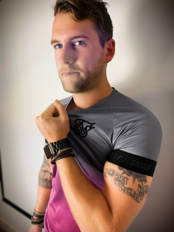 Johnny Mai - OnlyFans creator with 0 reviews (0.0/5 stars)