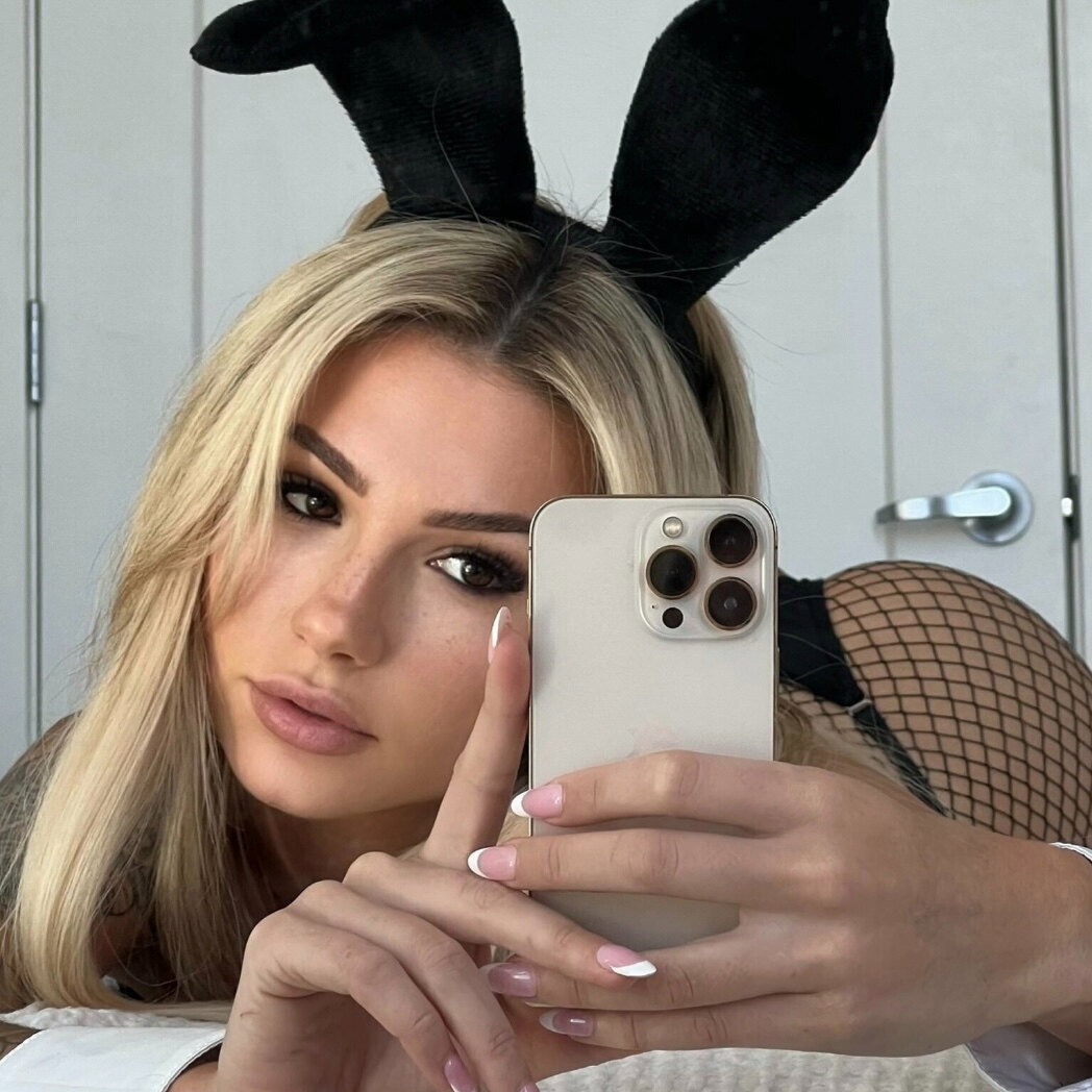 Julie Ambrose 🌹 - Onlyfans créateur