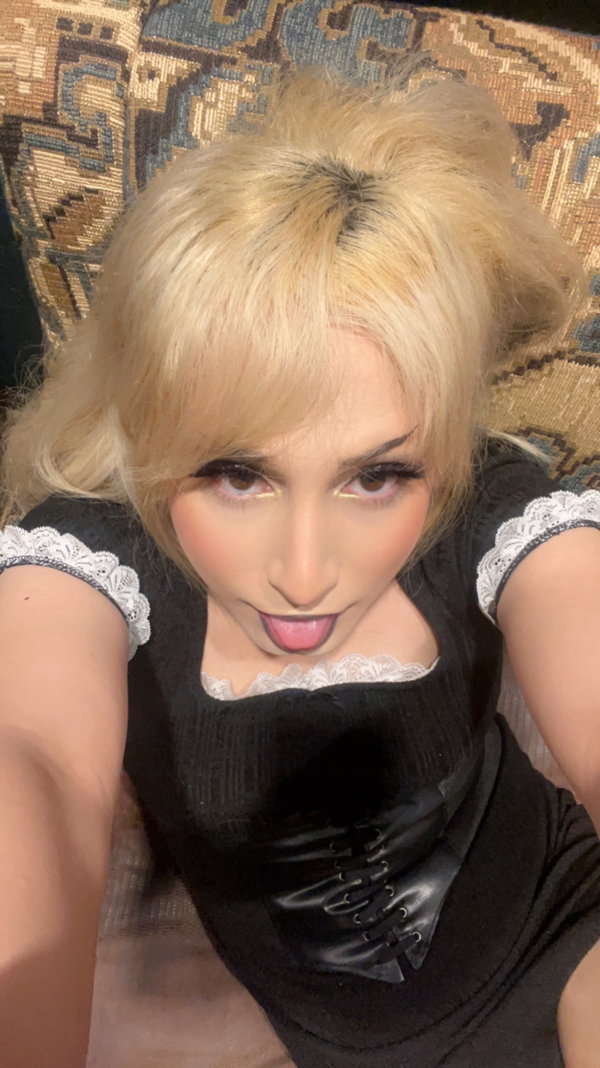 Juniemoonie2 - OnlyFans creator with 0 reviews (0.0/5 stars)