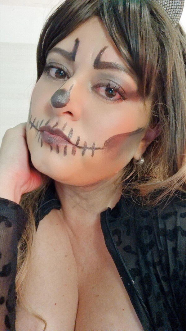 Karla Velez Your Curvy Colombian GF💕