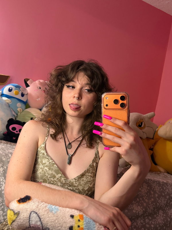 Eevie Stone - OnlyFans creator with 0 reviews (0.0/5 stars)