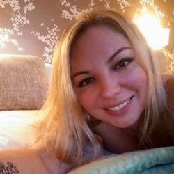 Kiki Daire - Onlyfans Creator