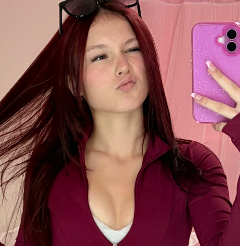 alice (19 y/o) 🍓 - Onlyfans créateur