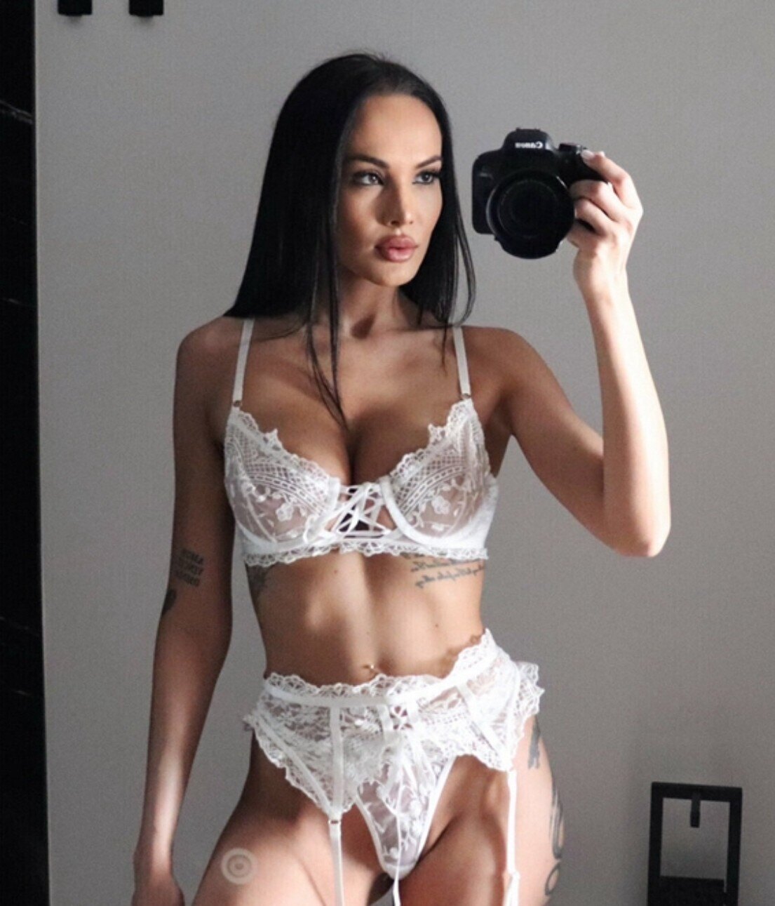 Lara - Onlyfans créateur