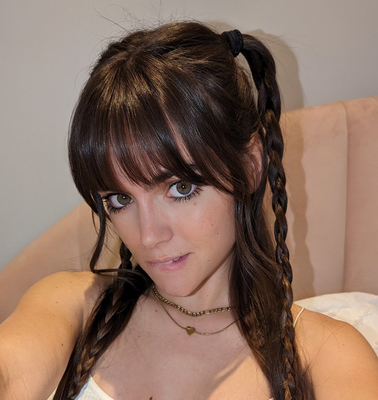 Leah Ray - Onlyfans Creator