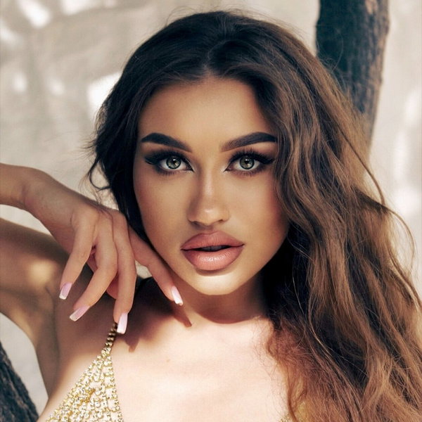 Leila Kaminskaya🌟