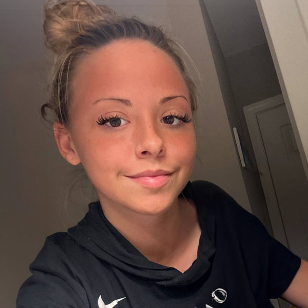 Mia - OnlyFans creator with 0 reviews (0.0/5 stars)