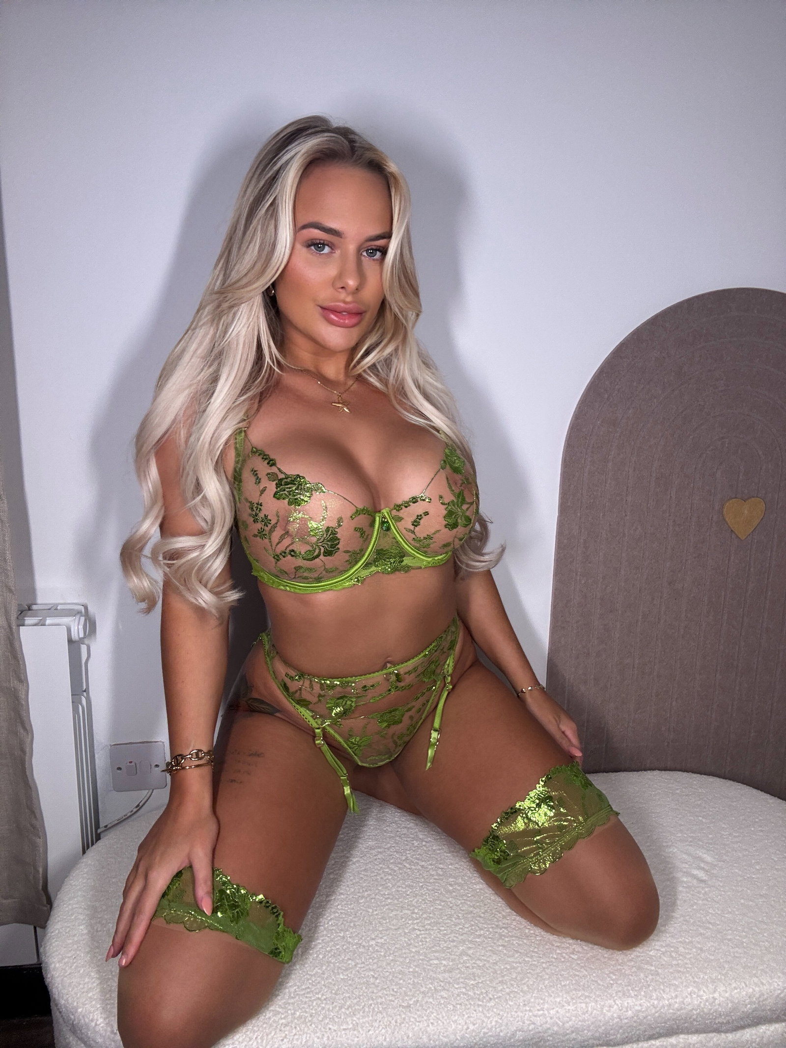 𝐵𝒜𝐵𝒴𝒢𝐼𝑅𝐿 𝐋𝐎𝐔🫶🏼 - Onlyfans créateur