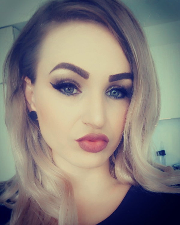 Lovely Lovelynn - OnlyFans creator with 0 reviews (0.0/5 stars)