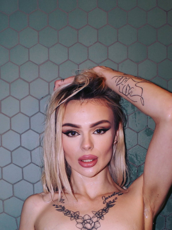 Luisa Star - OnlyFans creator with 0 reviews (0.0/5 stars)