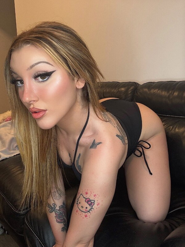 Luna Mari - OnlyFans creator with 0 reviews (0.0/5 stars)