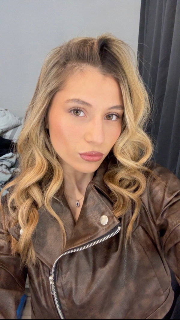 Kourtney - créateur OnlyFans avec 0 avis (0.0/5 étoiles)