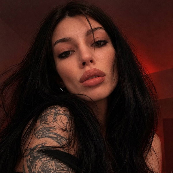 Kira - OnlyFans creator with 0 reviews (0.0/5 stars)