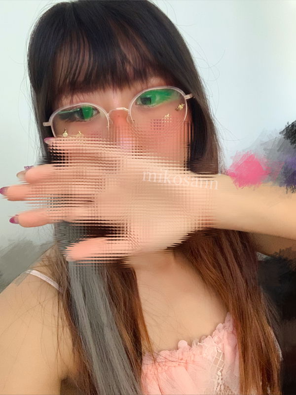 Petite Asian Doll 🌸 5% - OnlyFans creator with 0 reviews (0.0/5 stars)