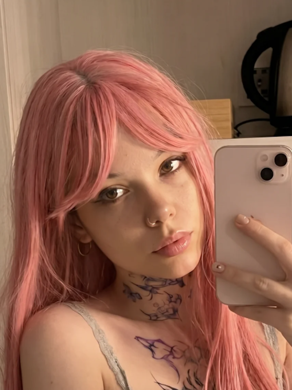 M I R A I I 💗🏳️‍⚧️ - OnlyFans creator with 0 reviews (0.0/5 stars)