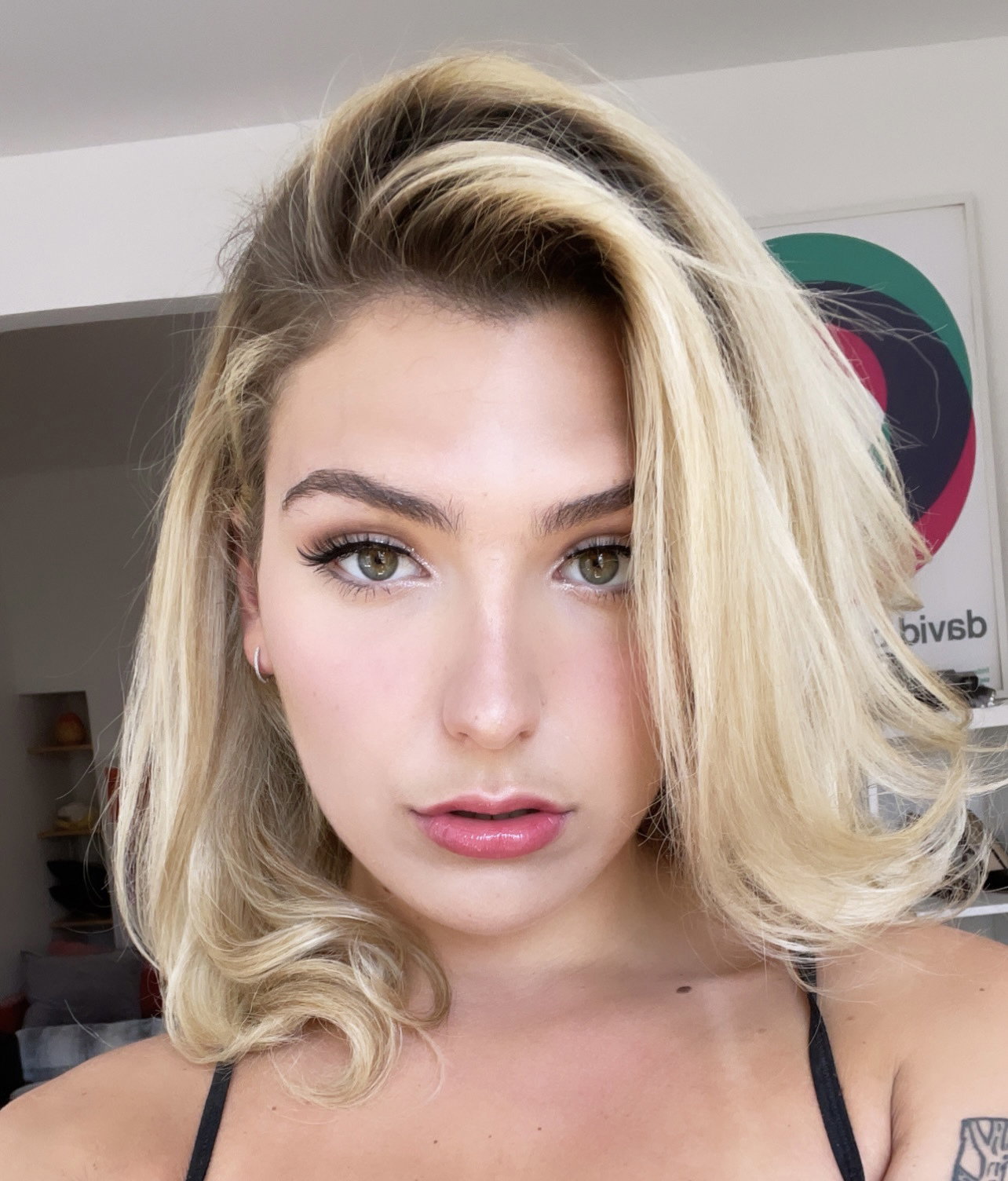 Moxie 💗 - Onlyfans Creator