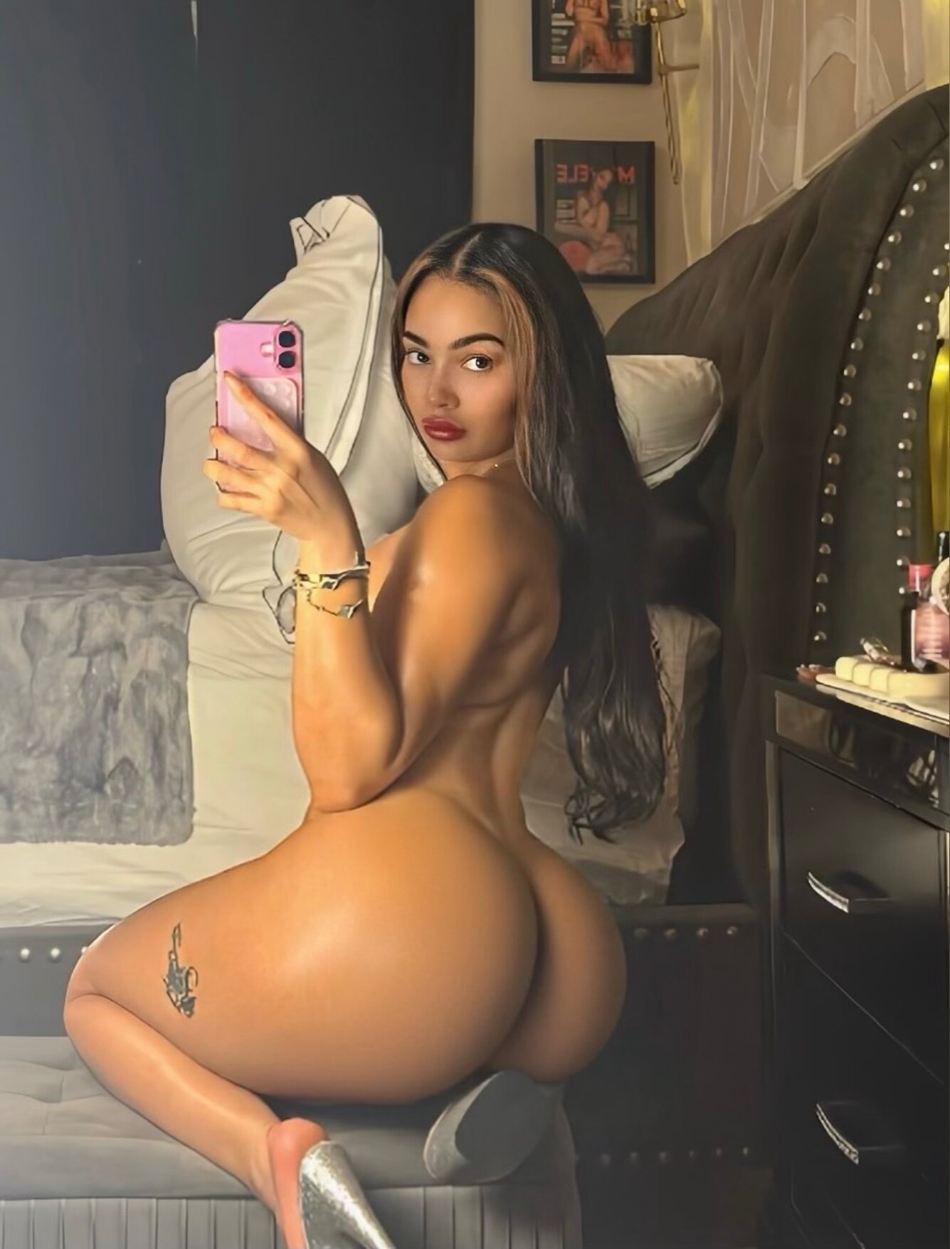 Chels Marie - Onlyfans Creator