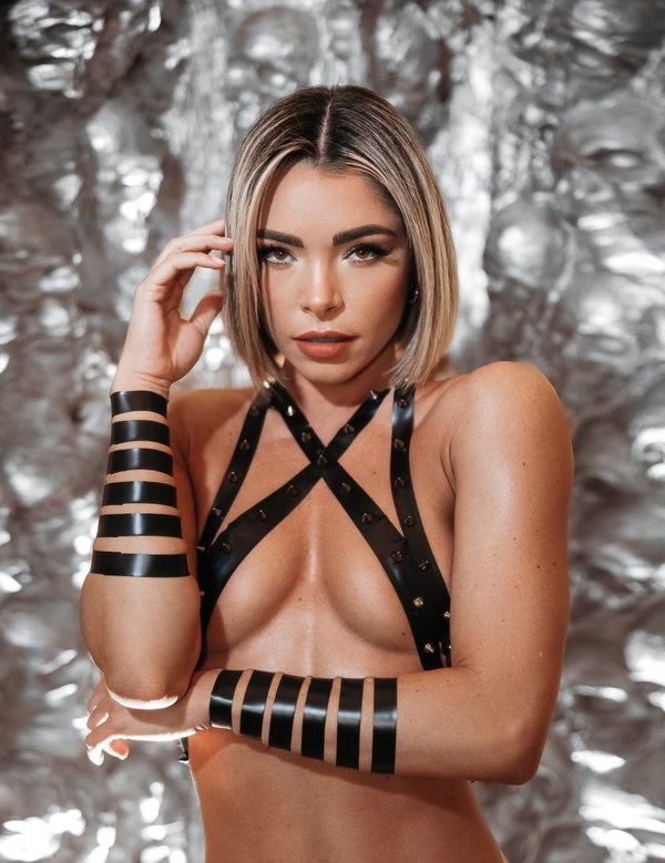 krisondra - OnlyFans creator with 0 reviews (0.0/5 stars)