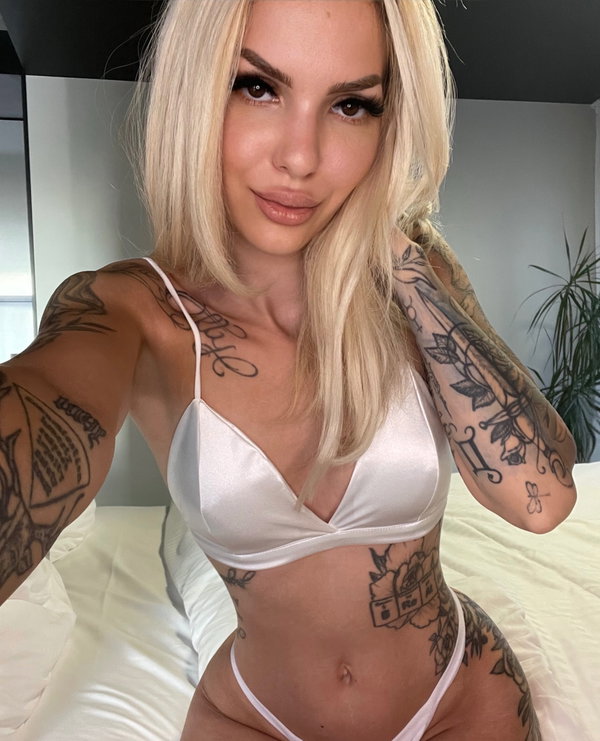 Natalie 🔥
