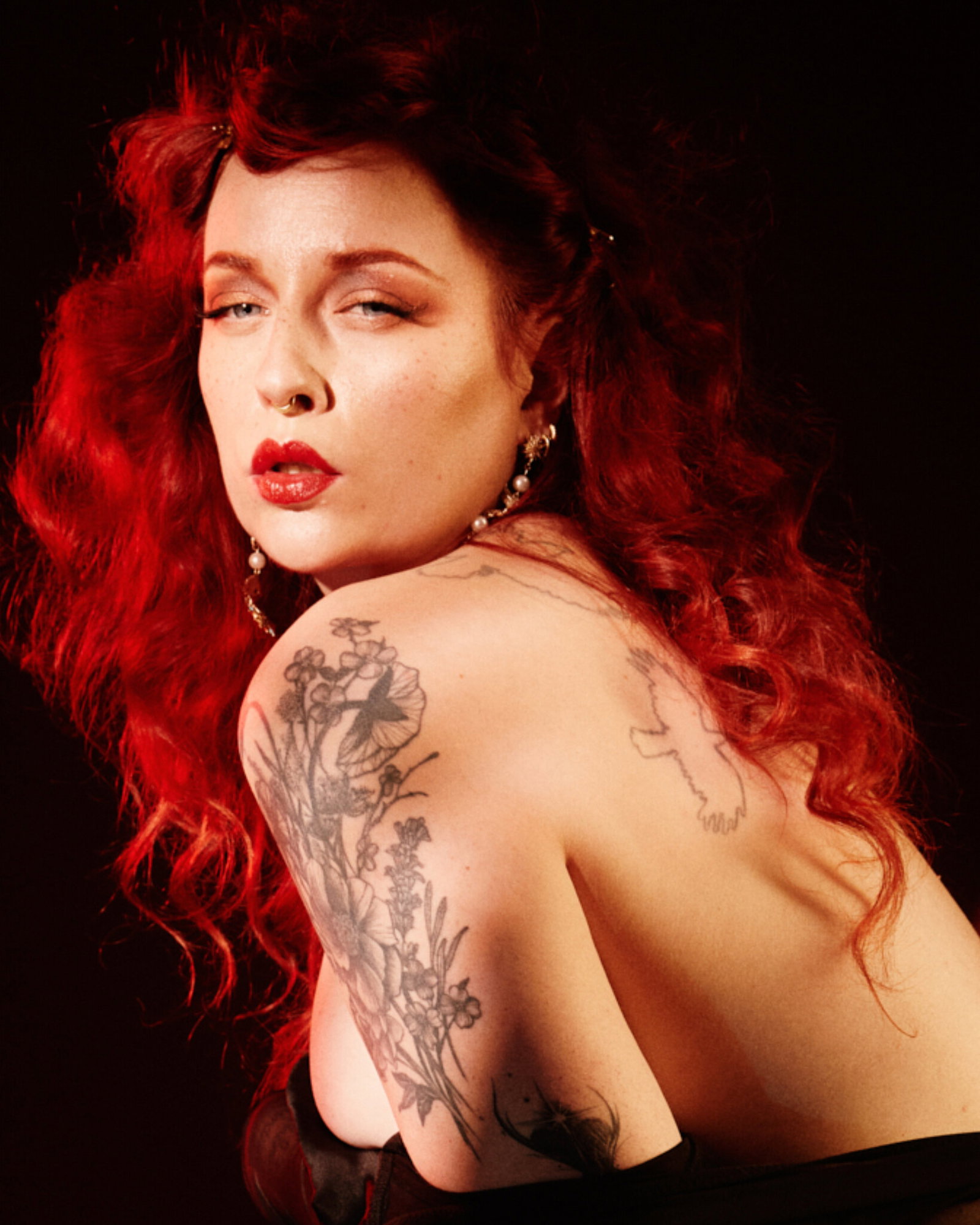 Necia Navine - Onlyfans Creator