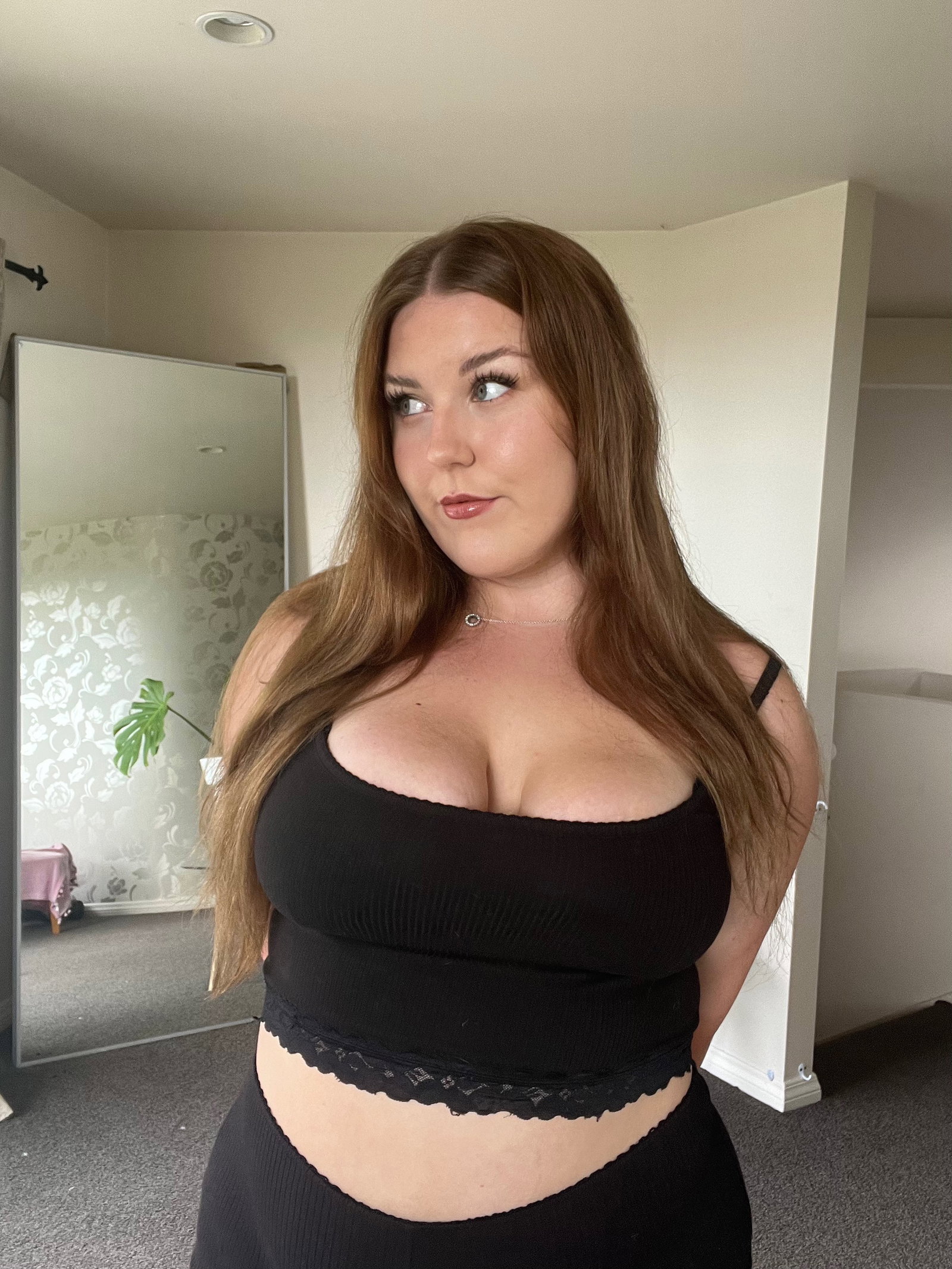 Niamh - Onlyfans Creator