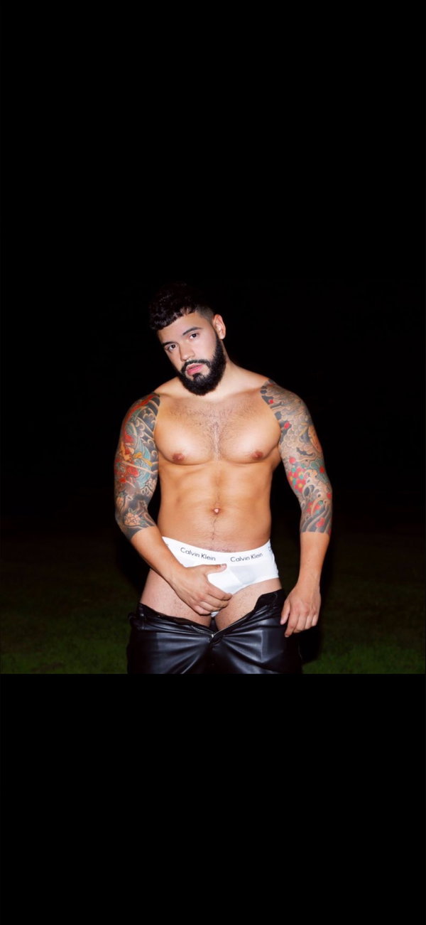 Novela_Papi - OnlyFans creator with 0 reviews (0.0/5 stars)