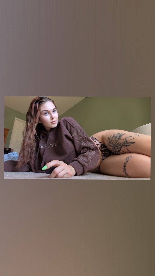 SearraU - OnlyFans creator with 0 reviews (0.0/5 stars)