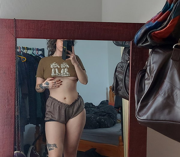Onyks - OnlyFans creator with 0 reviews (0.0/5 stars)