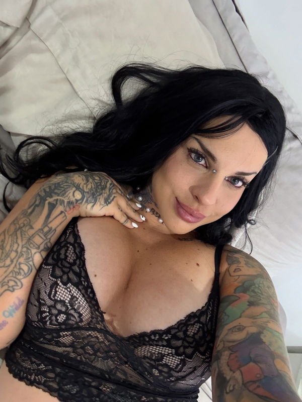 Ottaviia 🍒 ONLINE NOW 🟢