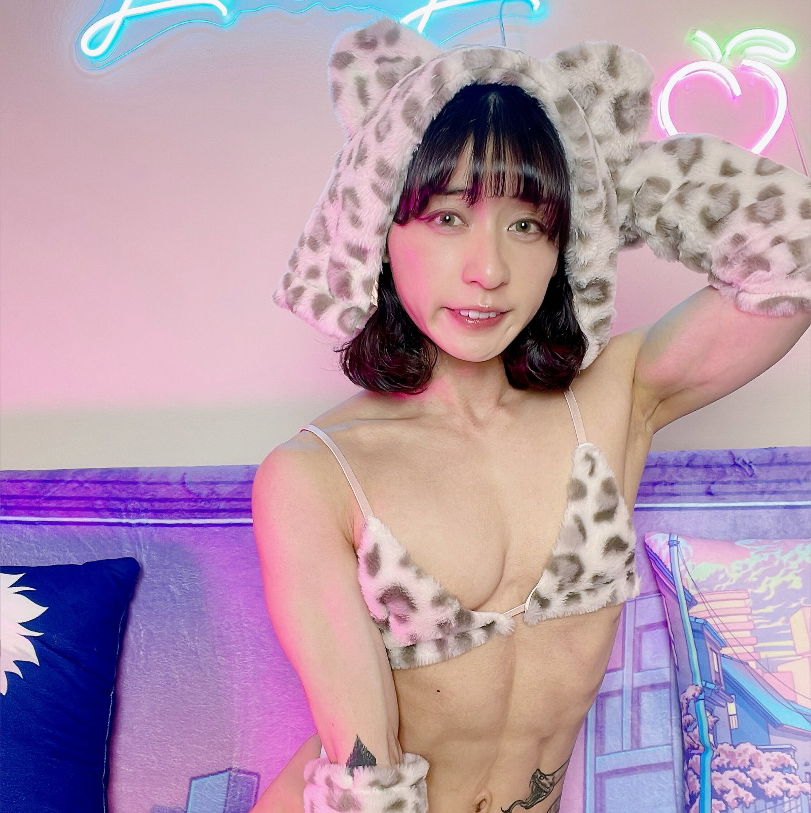 Peachy 🍑🐱🧁 - Onlyfans créateur