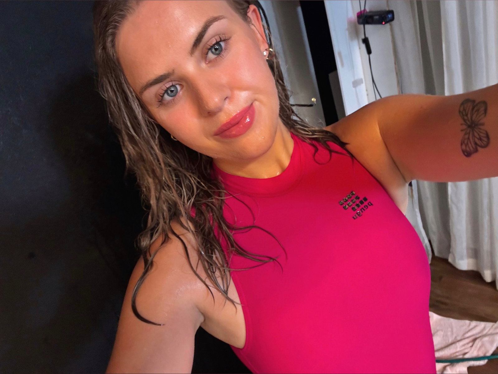 Phoebe - Onlyfans Creator