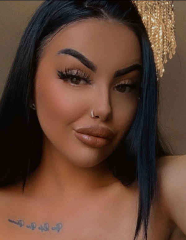 Luciá 🍒 - OnlyFans creator with 0 reviews (0.0/5 stars)