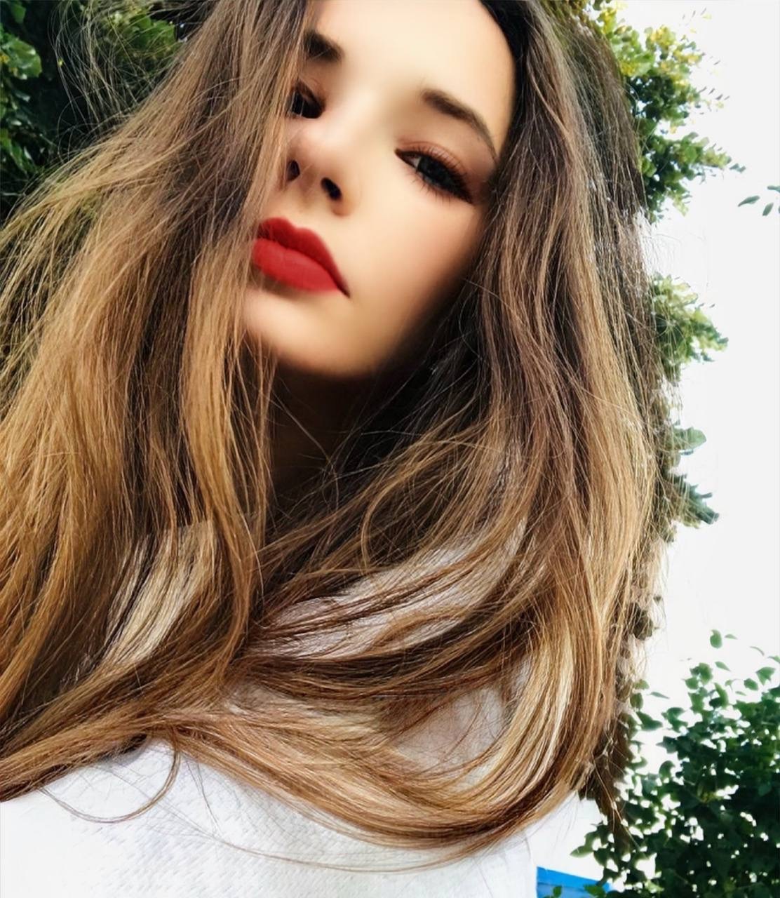 Anastasia Pussy - Onlyfans Creator