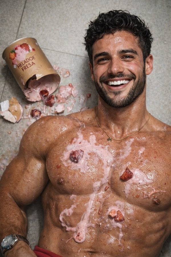 RAFA MARTÍN | HOT 🇪🇸 BOY 🚀 XL - créateur OnlyFans avec 0 avis (0.0/5 étoiles)