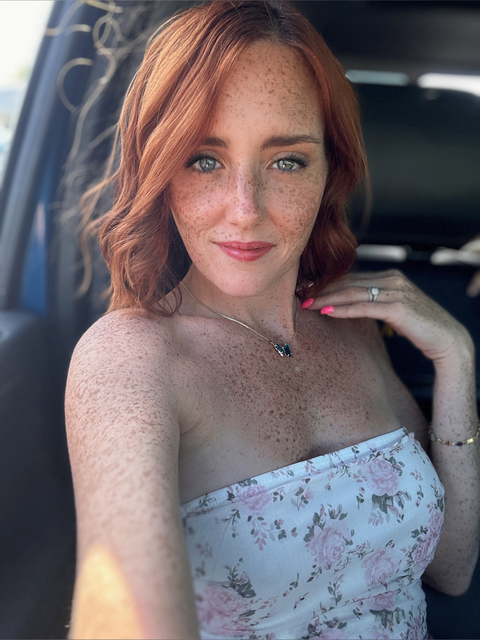 RarityBee 🐝 NO PPV’s!! - Onlyfans Creator