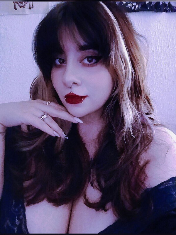 Raven Roth